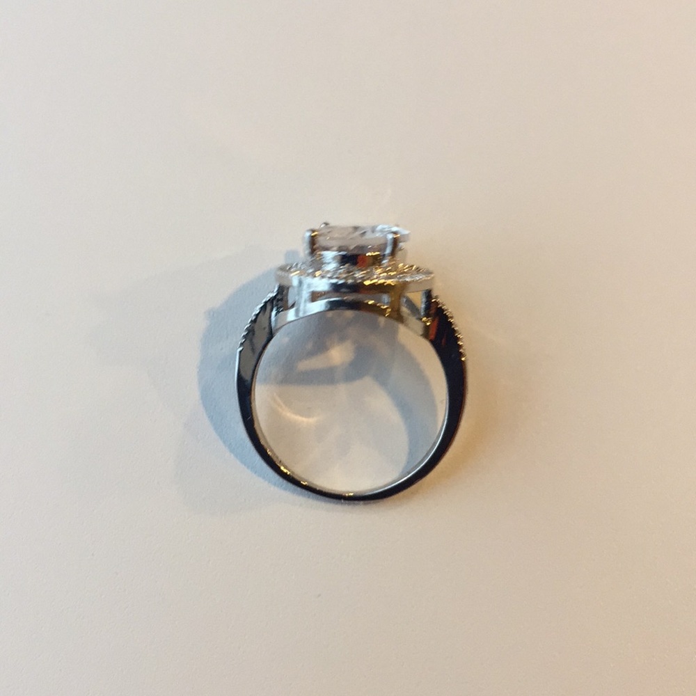 Stamped 925(sterling silver) 5CT Sapphire RING - Picture 3 of 5